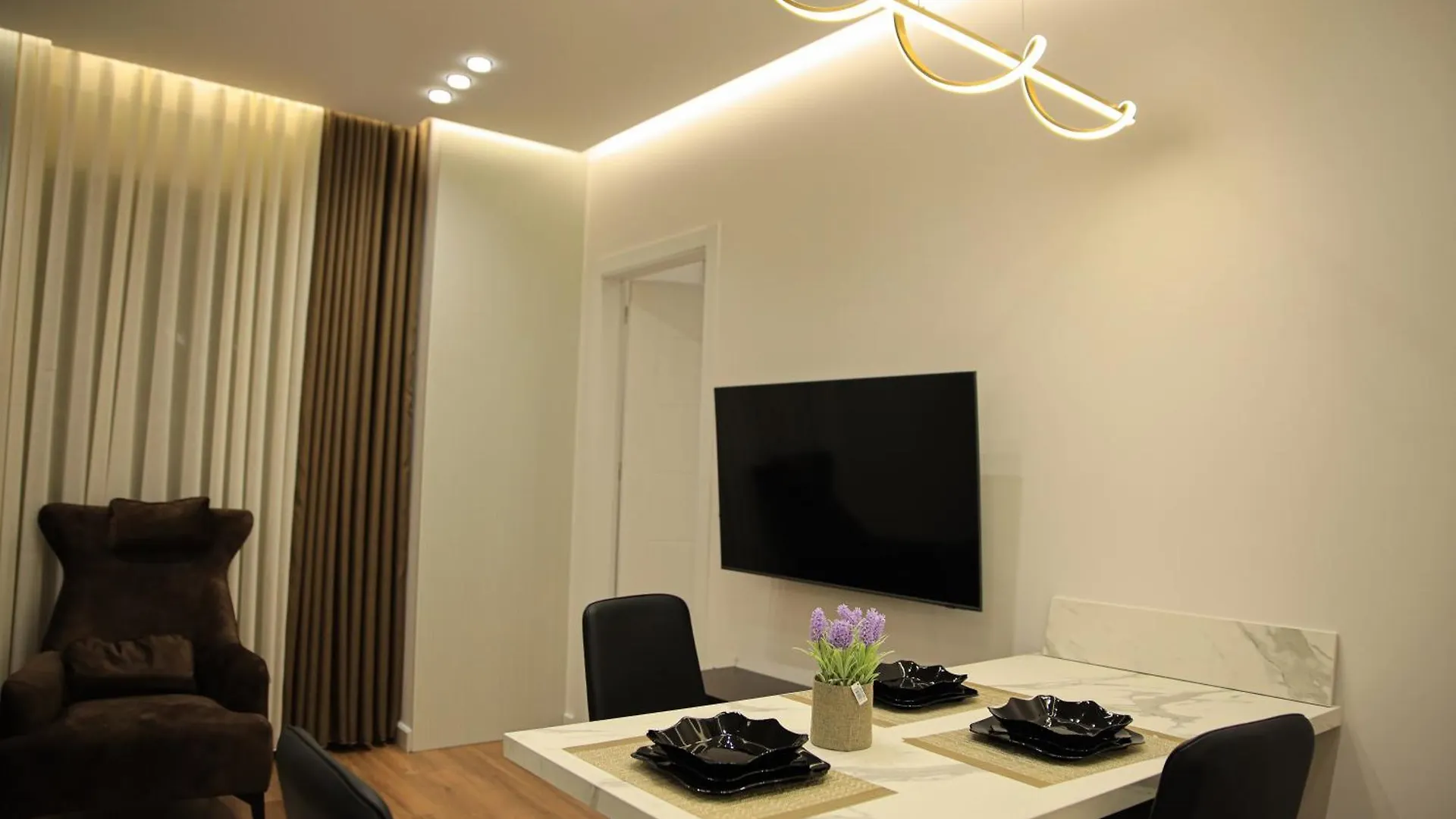 טיראנה Lm Apartments