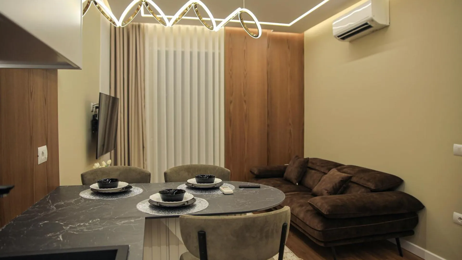 טיראנה Lm Apartments אלבניה