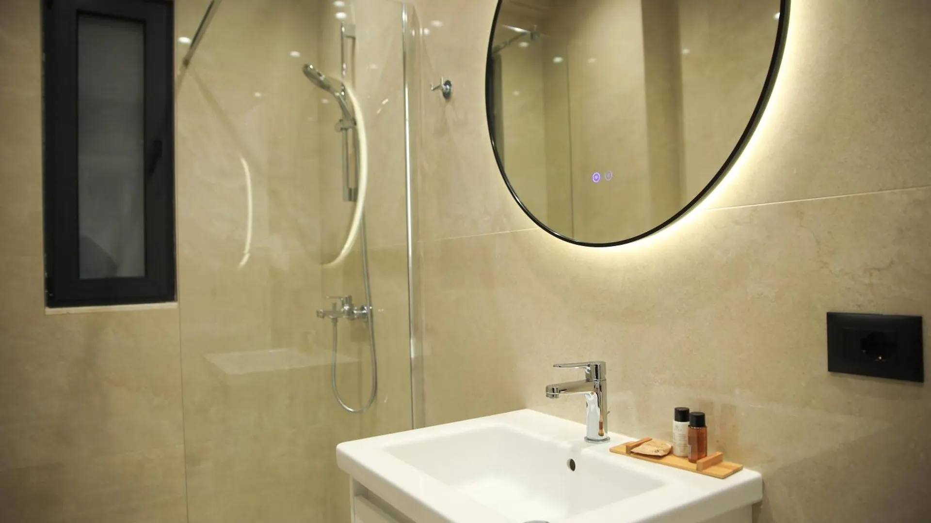 טיראנה Lm Apartments אלבניה